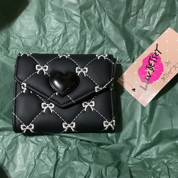 Betsey Johnson Handbags - Betsey Johnson Black and White Bow Wallet